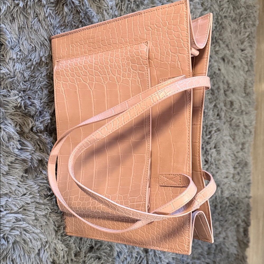 BEIS Pink Croc-Embossed Tote Bag - Picture 3 of 6